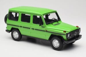 Mercedes G-Class W460 LWB Grün Minichamps 1:18 155038101 Metall – Bild 4 von 6