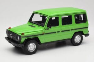 Mercedes G-Class W460 LWB Grün Minichamps 1:18 155038101 Metall