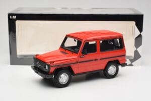 Mercedes G-Class W460 SWB Rot Minichamps 1:18 155038002 Metall – Bild 6 von 6