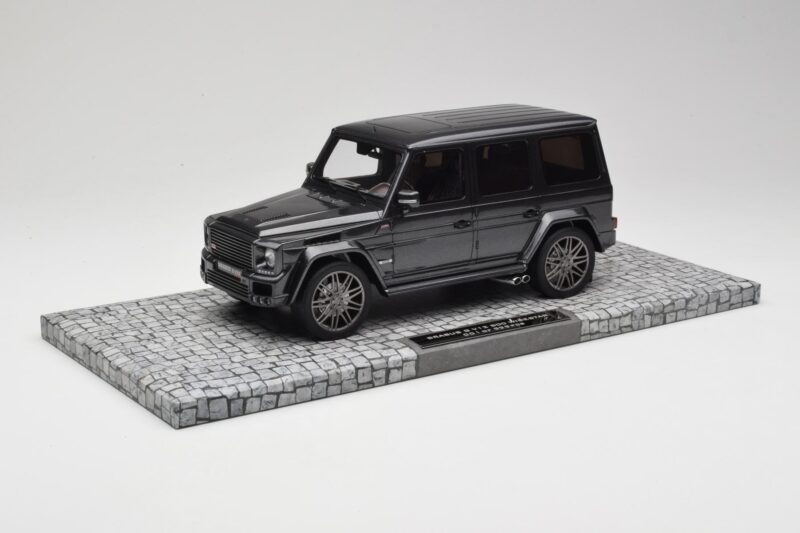 Mercedes G-Class W463 Brabus V12 800 Widestar Grau Minichamps 1:18 107032300 Metall