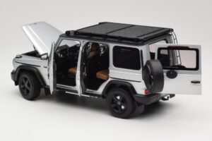 Mercedes G-Class W463 Iridium Silver Norev 1:18 183030 Metall – Bild 5 von 8