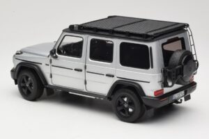 Mercedes G-Class W463 Iridium Silver Norev 1:18 183030 Metall – Bild 7 von 8