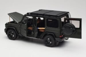 Mercedes G-Class W465 Olivgrün Norev 1:18 B66960662 Metall – Bild 5 von 8