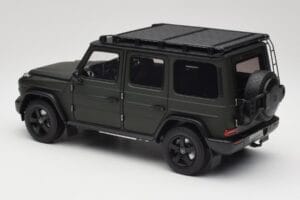 Mercedes G-Class W465 Olivgrün Norev 1:18 B66960662 Metall – Bild 7 von 8