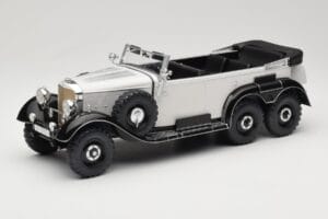Mercedes G4 W31 Weiss MCG 1:18 MCG18208 Metall