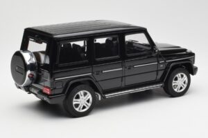 Mercedes G500 W463 Schwarz AUTOart 1:18 76216 Metall – Bild 3 von 8
