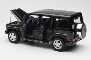 Mercedes G500 W463 Schwarz AUTOart 1:18 76216 Metall – Bild 5 von 8