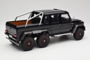 Mercedes AMG G63 W463 6x6 Gloss Schwarz AUTOart 1:18 76306 Komposit – Bild 3 von 8