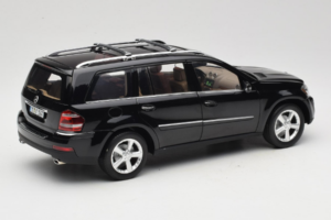 Mercedes GL X164 Obsidian Black Minichamps 1:18 B66962334 Metall – Bild 3 von 8