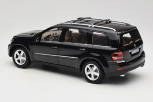 Mercedes GL X164 Obsidian Black Minichamps 1:18 B66962334 Metall – Bild 7 von 8