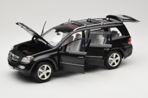 Mercedes GL X164 Period Brown Minichamps 1:18 B66962336 Metall – Bild 2 von 8