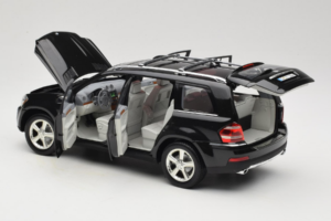Mercedes GL X164 Period Brown Minichamps 1:18 B66962336 Metall – Bild 5 von 8