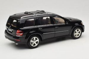 Mercedes GL X164 Tanzanite Blue Minichamps 1:18 B66962335 Metall – Bild 3 von 8