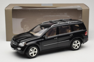 Mercedes GL X164 Tanzanite Blue Minichamps 1:18 B66962335 Metall – Bild 8 von 8