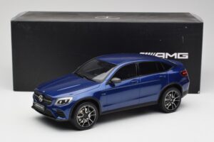 Mercedes AMG GLC 43 Coupe Brilliant Blau GT Spirit 1:18 B66960468 Resin – Bild 6 von 6