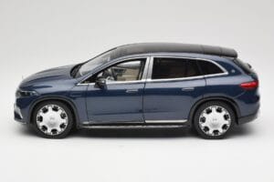 Mercedes Maybach EQS 680 V297 Dunkelblau NZG 1:18 B66960593 Metall – Bild 4 von 8
