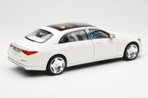 Mercedes Maybach S680 4Matic X223 Diamond Weiss Norev 1:18 183918 Metall – Bild 3 von 8