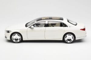 Mercedes Maybach S680 4Matic X223 Diamond Weiss Norev 1:18 183918 Metall – Bild 4 von 8