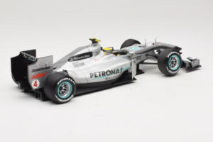 Mercedes MGP W01 #4 N. Rosberg Mercedes GP 2010 Minichamps 1:18 110100004 Metall – Bild 2 von 7