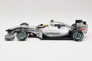 Mercedes MGP W01 #4 N. Rosberg Mercedes GP 2010 Minichamps 1:18 110100004 Metall – Bild 3 von 7