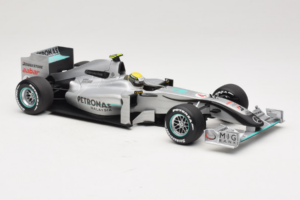 Mercedes MGP W01 #4 N. Rosberg Mercedes GP Showcar 2010 Minichamps 1:18 150100074 Metall – Bild 4 von 7
