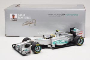 Mercedes MGP W02 #8 N. Rosberg Mercedes GP 2011 Minichamps 1:18 110110008 Metall – Bild 7 von 7