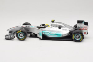Mercedes MGP W02 #8 N. Rosberg Mercedes GP Showcar 2011 Minichamps 1:18 110110078 Metall – Bild 3 von 7