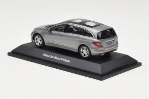 Mercedes R-Class W251 Palladium Silver Metallic Minichamps 1:43 B66960055 Metall – Bild 3 von 4