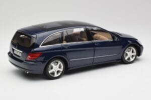 Mercedes R-Class W251 Tanzanit Blau Minichamps 1:18 150034600 Metall – Bild 3 von 8