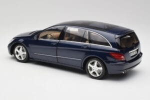 Mercedes R-Class W251 Tanzanit Blau Minichamps 1:18 150034600 Metall – Bild 7 von 8