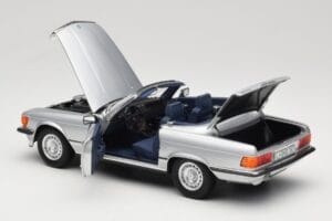 Mercedes R107 380 SL Silber Norev 1:18 183725 Metall – Bild 5 von 8