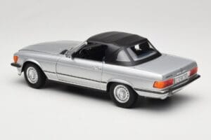 Mercedes R107 380 SL Silber Norev 1:18 183725 Metall – Bild 7 von 8