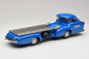 Mercedes Renntransporter Blaues Wunder iScale 1:18 118000000006-P1 Metall – Bild 2 von 6