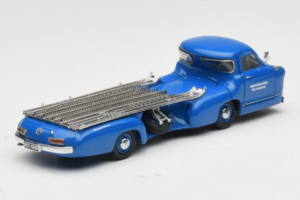 Mercedes Renntransporter Blue Wonder CMC 1:43 M-036K Metall – Bild 3 von 8