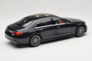 Mercedes S-Class W223 AMG Line Anthracite Blue Norev 1:18 183800 Metall – Bild 3 von 8