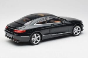 Mercedes S-Class Coupe C217 Smaragd Grün Metallic Norev 1:18 B66961244 Metall – Bild 3 von 8