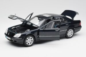 Mercedes S-Class W220 Blau Maisto 1:18 56051 Metall – Bild 2 von 8