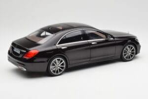 Mercedes S-Class W222 AMG Line Ruby Schwarz Metallic Norev 1:18 183483 Metall – Bild 3 von 8