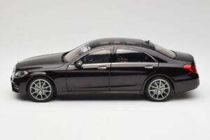 Mercedes S-Class W222 AMG Line Ruby Schwarz Metallic Norev 1:18 183483 Metall – Bild 4 von 8