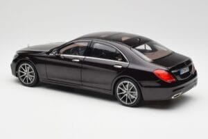 Mercedes S-Class W222 AMG Line Ruby Schwarz Metallic Norev 1:18 183483 Metall – Bild 7 von 8