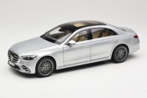 Mercedes S-Class W223 AMG Line Brilliant Silver Norev 1:18 183805 Metall
