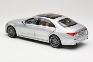 Mercedes S-Class W223 AMG Line Brilliant Silver Norev 1:18 183805 Metall – Bild 7 von 8