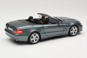 Mercedes SL R230 Amiant Green Minichamps 1:18 B66962389 Metall – Bild 3 von 8