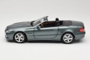 Mercedes SL R230 Amiant Green Minichamps 1:18 B66962389 Metall – Bild 4 von 8