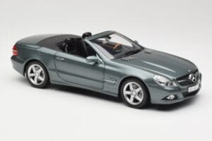 Mercedes SL R230 Amiant Green Minichamps 1:18 B66962389 Metall – Bild 6 von 8