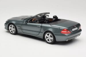 Mercedes SL R230 Amiant Green Minichamps 1:18 B66962389 Metall – Bild 7 von 8