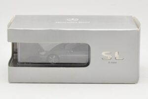 Mercedes SL R230 Palladium Silver Metallic Minichamps 1:43 B66962390 Metall – Bild 4 von 4