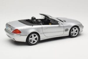 Mercedes SL R230 Silber Maisto 1:18 B66962125 Metall – Bild 3 von 8