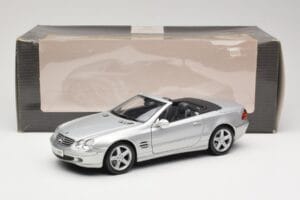 Mercedes SL R230 Silber Maisto 1:18 B66962125 Metall – Bild 8 von 8