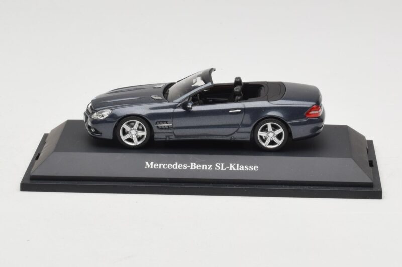 Mercedes SL R230 Tenorit Grey Metallic Minichamps 1:43 B66962392 Metall